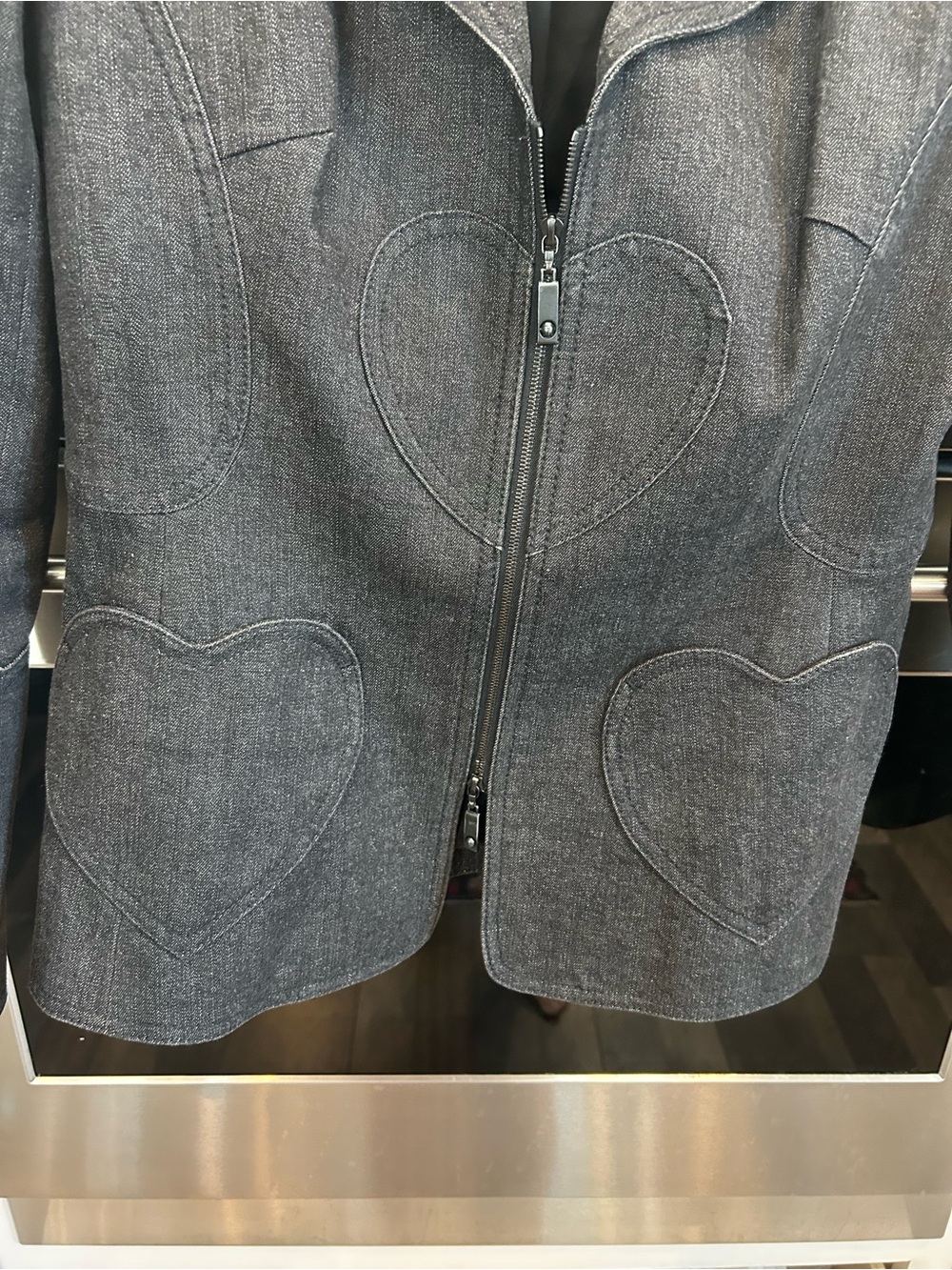 Vintage Escada Dark Gray denim Heart-Appliqué Zip Jacket size 38 slight wear GUC - Picture 6 of 15